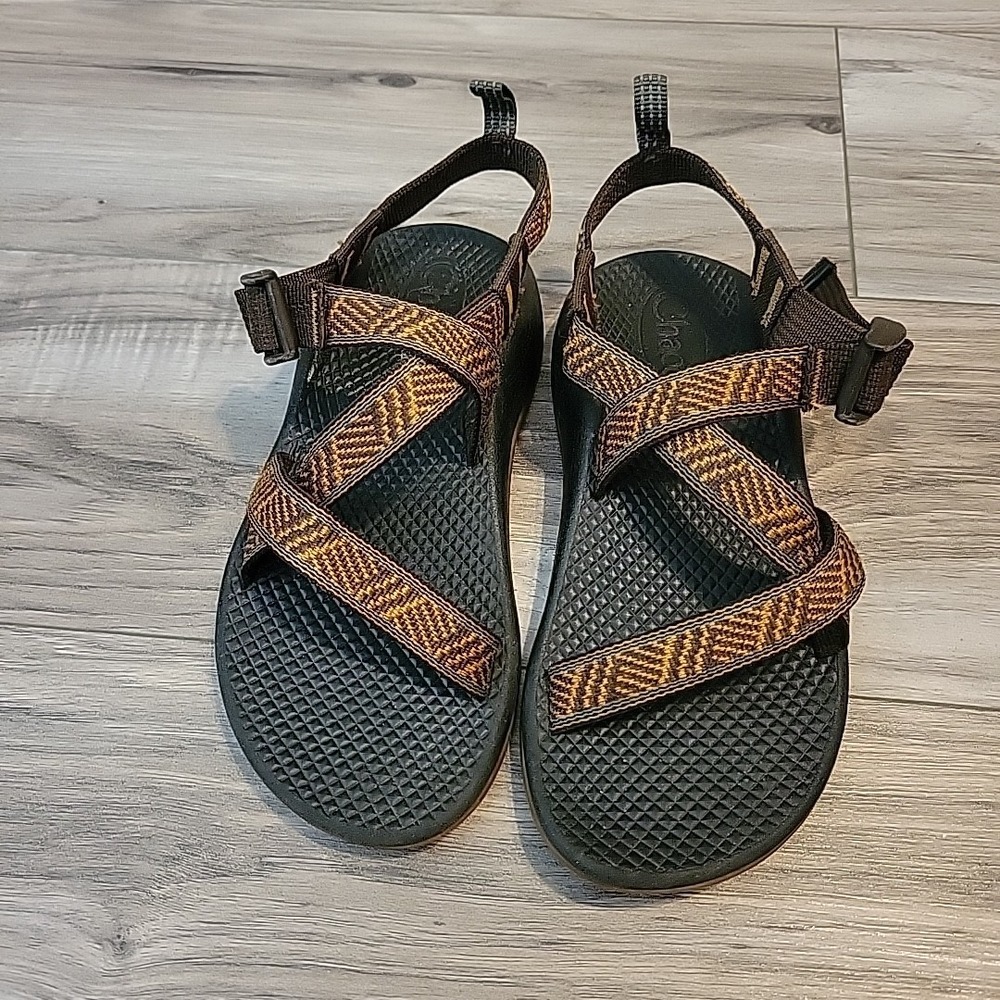 Chacos Z/1 Sandals Unisex Kids 2 Brown Ajustable Straps Open Toe Outdoor Hiking